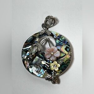 Silver Tone CZ Abalone Inlaid Moo Lee Sanda Flower Pendant Necklace